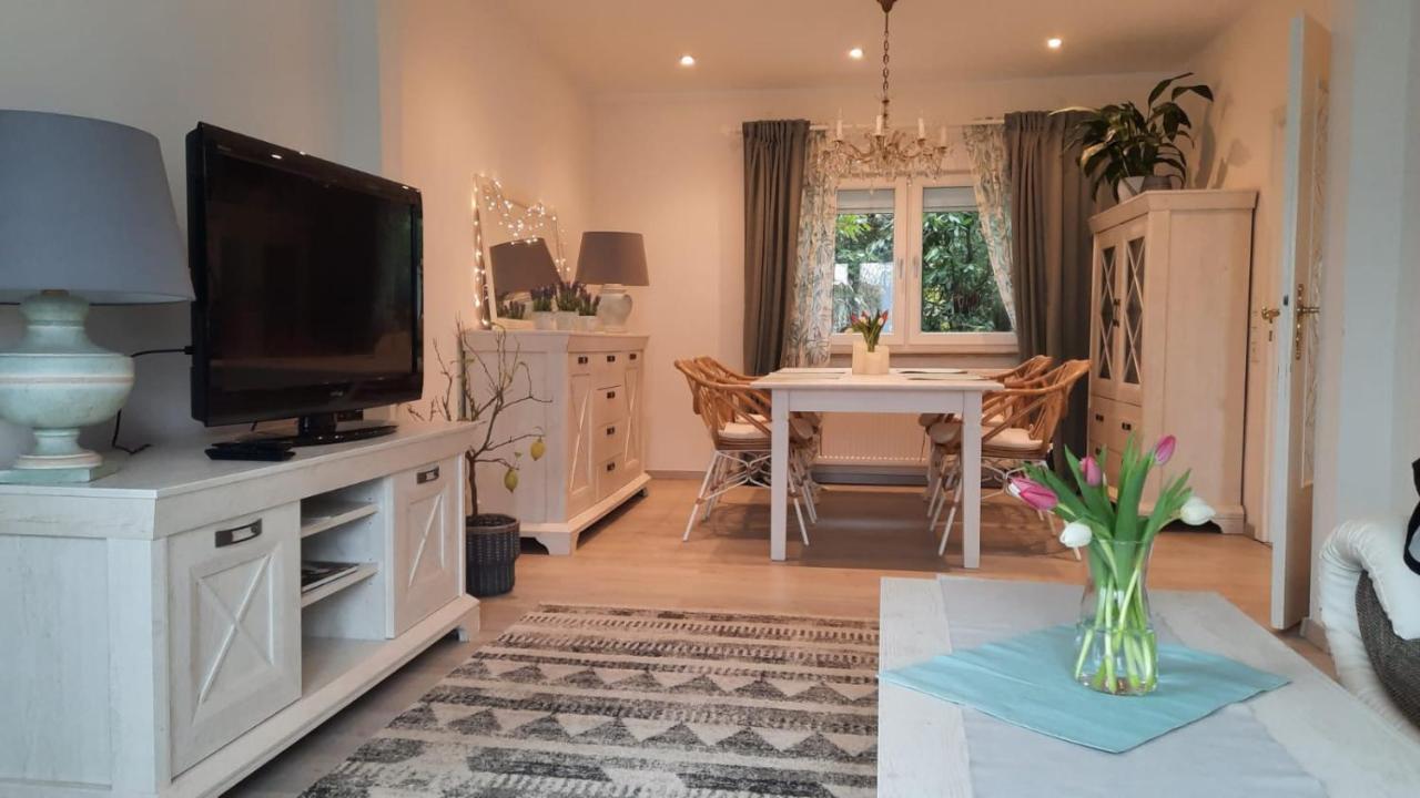 Ferienhaus "Villa Am Eck" Eichenzell Extérieur photo